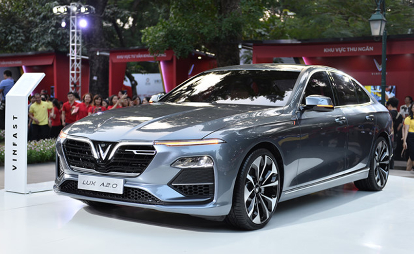Sedan Lux A2.0 giá 800 triệu
