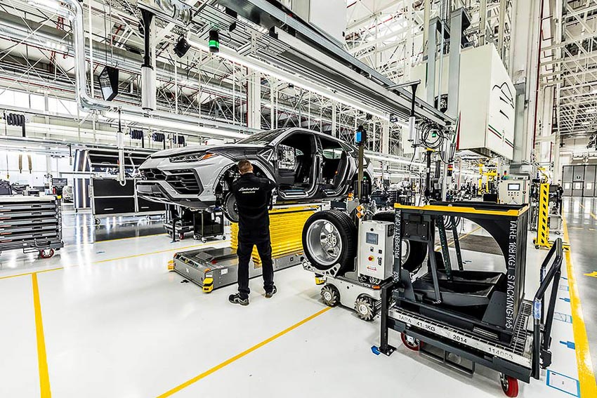 nhà máy sản xuất siêu SUV Lamborghini URUS 27