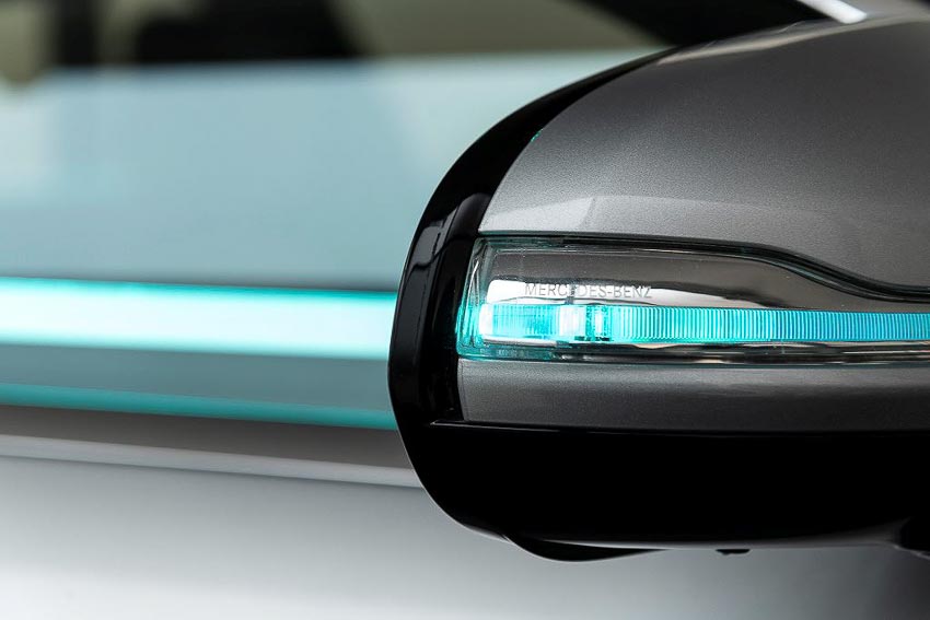 Mercedes-Benz phát triển đèn thông minh Cooperative Car cho xe tự lái 5