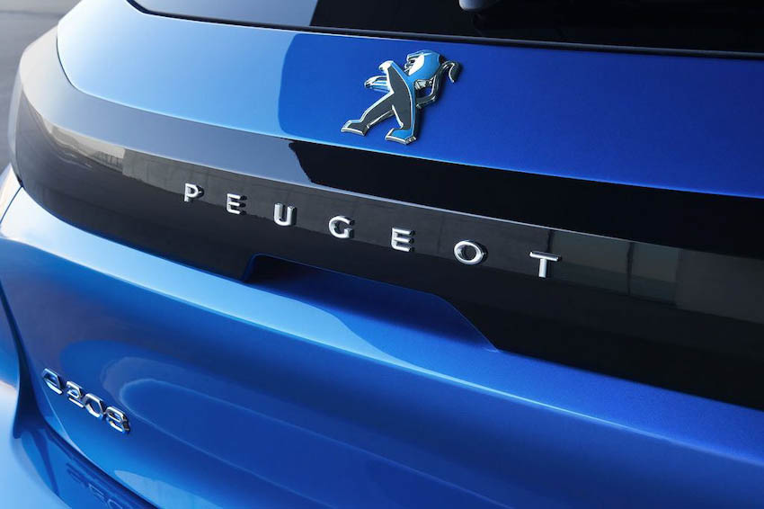 Peugeot 208 12