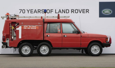 land-rover-70-ROYAL-AIR-FORCE-TACR-2A-copy