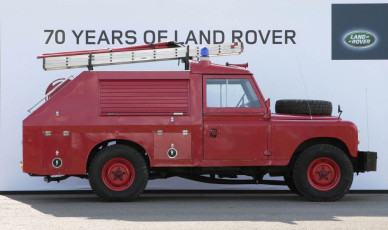 land-rover-70-SERIES-III-109-FIRE-TENDER-copy