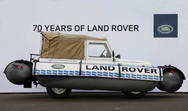 land-rover-70-THE-FLOATING-90-copy