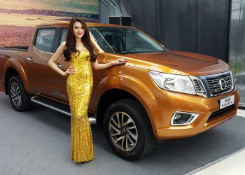 Nissan NP300 Navara EL – Chiếc bán tải êm ái