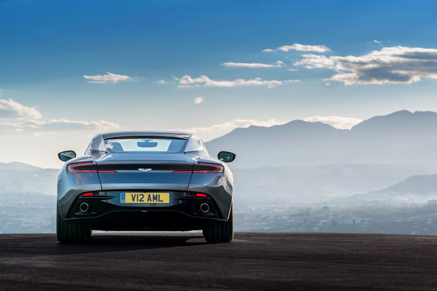 Aston Martin có nguy cơ phải ngừng sản xuất tại Anh