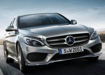 Hàng loạt xe Mercedes gian lận khí thải?