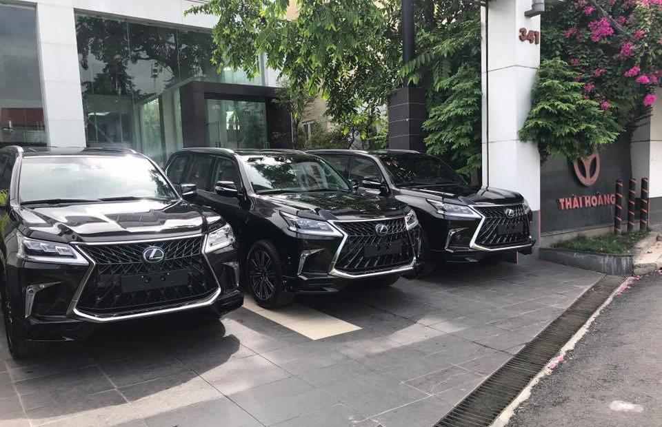 Lexus LX570 Super Sport 2018 hơn 10 tỷ Đồng đầu tiên cập bến Đồng Nai
