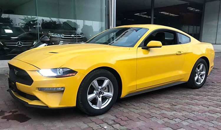 Ford Mustang 2018 về Việt Nam có giá hơn 2 tỉ đồng