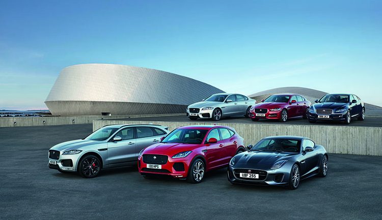Jaguar Land Rover Việt Nam tặng thêm 2 năm bảo hành và 1 năm bảo hiểm cho khách hàng