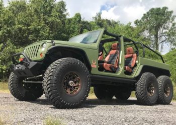 Jeep Wrangler cân mọi địa hình với bản độ 6 bánh