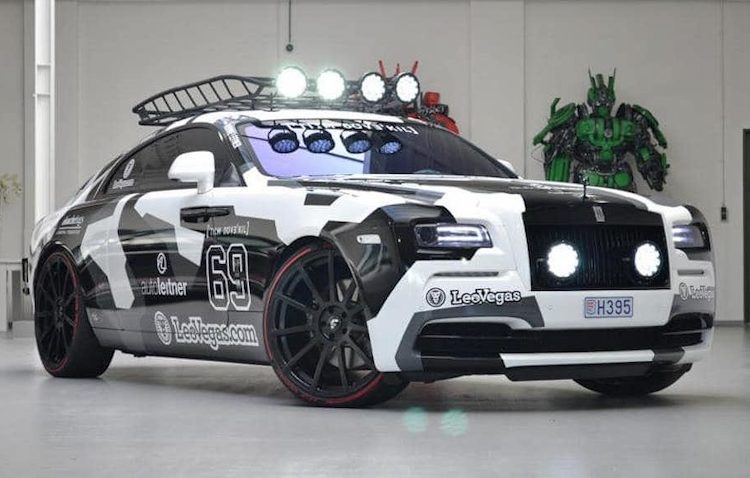 Rolls-Royce Wraith “biến hình” với gói độ offroad lên đến 7,35 tỉ