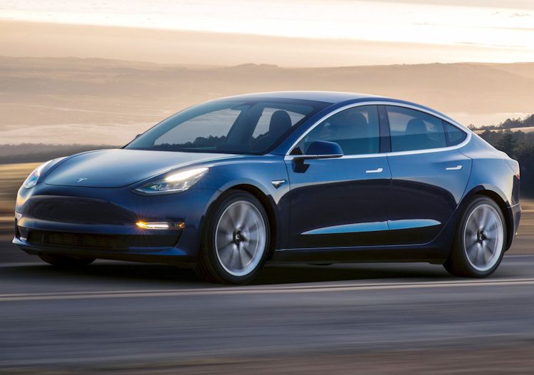 Tesla tăng tốc sản xuất Model 3 lên 3.500 chiếc/ tuần, đặt mục tiêu 5.000 chiếc/ tuần