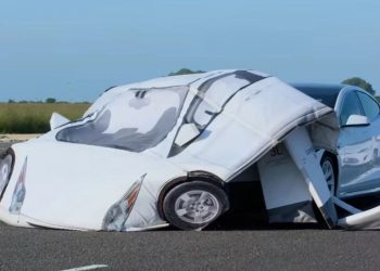 Vì sao Tesla bật Autopilot vẫn gây tai nạn?