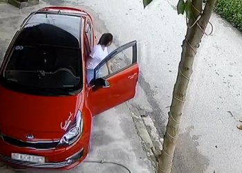 Chị gái cẩn thận nhất MXH, nắn nót 8 phút chỉ để lùi xe từ hiên xuống đường