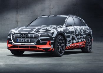 Audi sẽ trình làng mẫu SUV điện e-tron mới vào tháng 8 năm nay