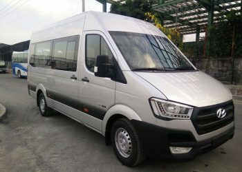 Minibus Hyundai Solati thay nhà phân phối và lắp ráp Hyundai Thành Công