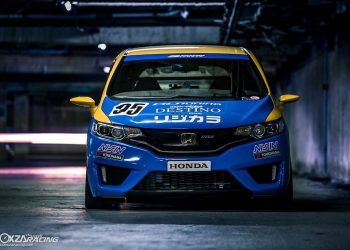 Honda Jazz biến hình thể thao theo phong cách xe đua Spoon Sport