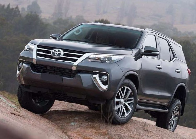 Bốn chiếc Toyota Fortuner 2018 về Việt Nam đã vượt qua Đăng kiểm