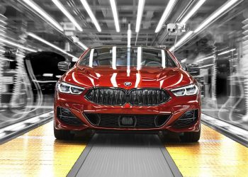 Hàng “hot” BMW 8-Series Coupe chính thức đi vào sản xuất