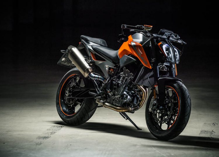 KTM 790 Duke R 2018 - Phiên bản thể thao, trang bị phanh Brembo cao cấp