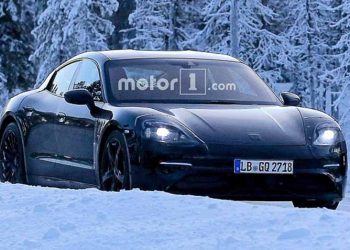 Porsche Taycan chinh phục Nurburgring, chuẩn bị ra mắt đầu năm 2019