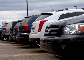 Đề xuất thay đổi cách tính lệ phí trước bạ ôtô tại Việt Nam