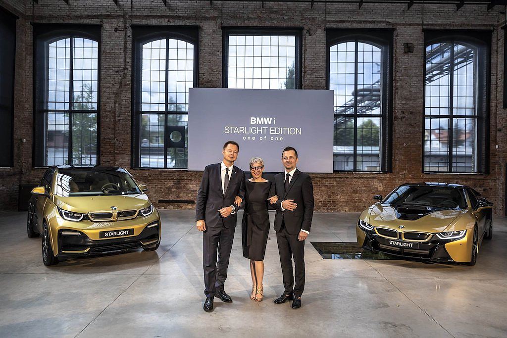 BMW i3 và i8 Starlight cực sang với “áo mới” bằng vàng 24K