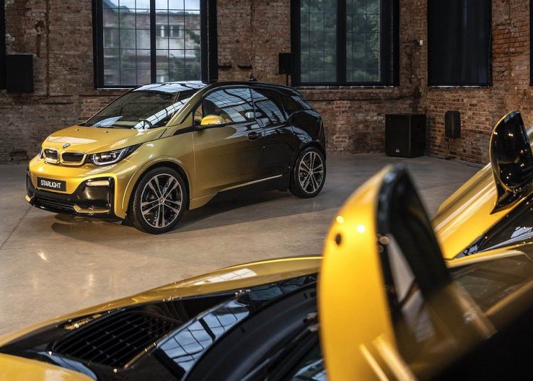 BMW i3 và i8 Starlight cực sang với “áo mới” bằng vàng 24K