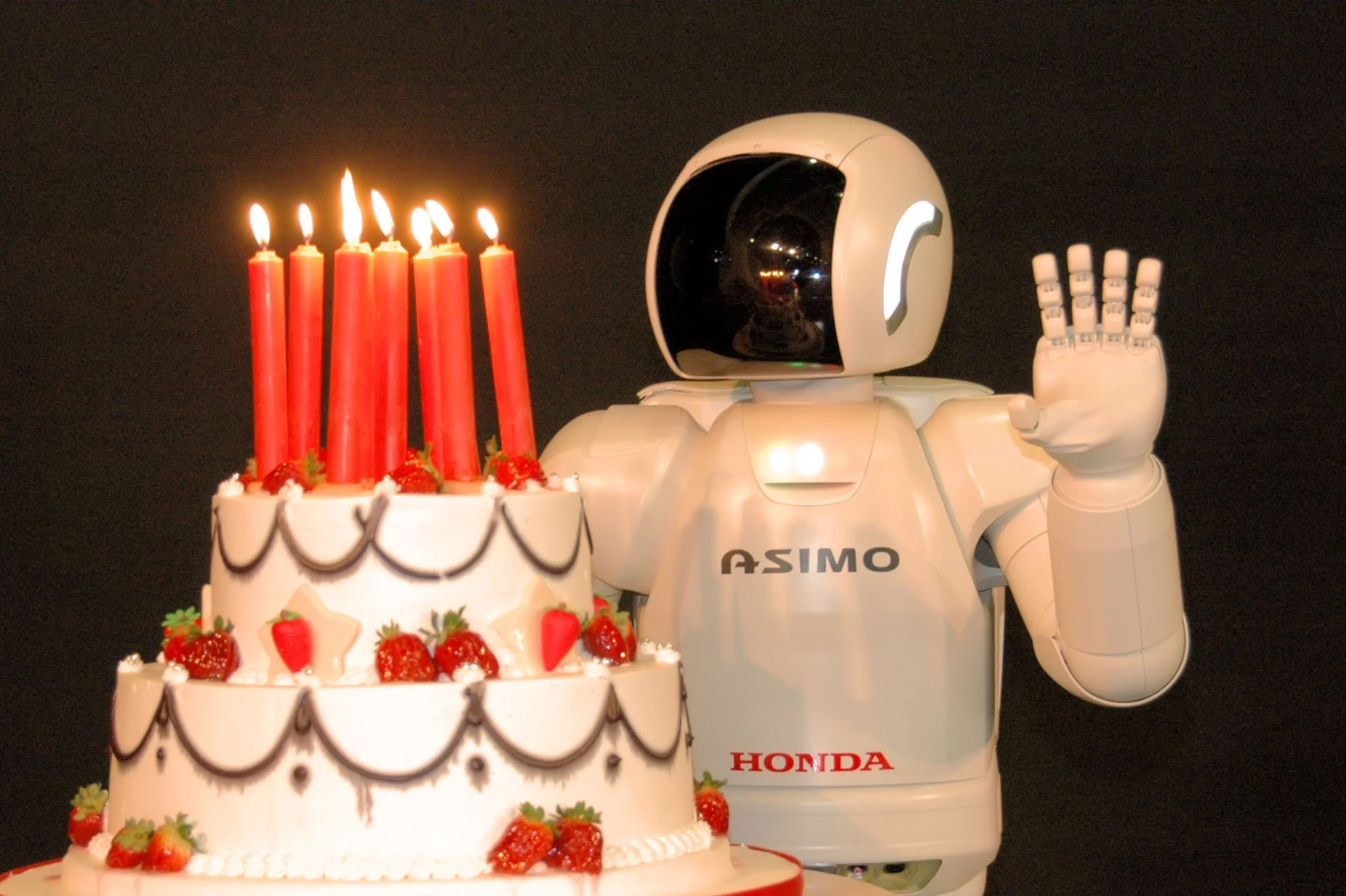 Robot Asimo mới giống người chưa từng có