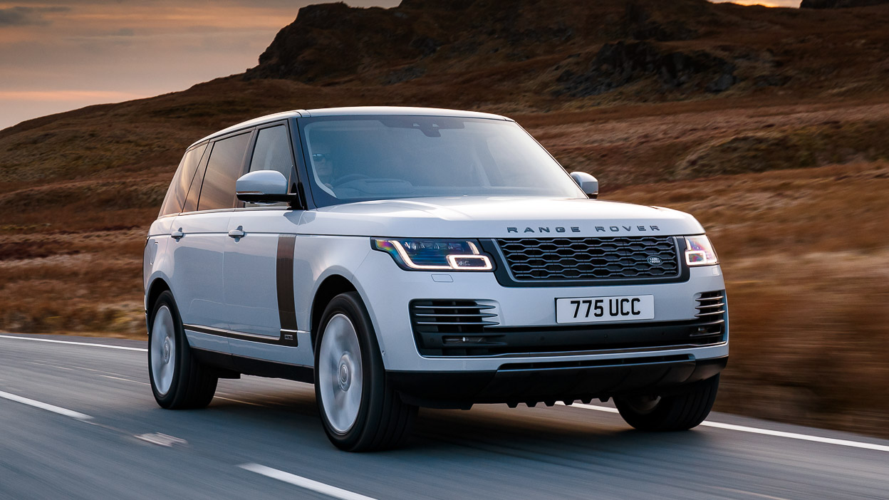 Range Rover 2019 lộ diện với sức mạnh động cơ mới và trang bị loạt công nghệ