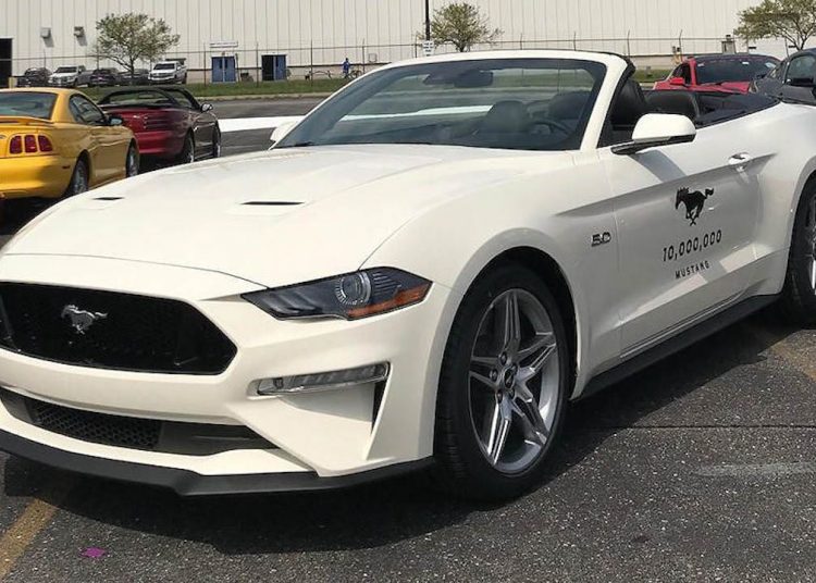 Ford Mustang thứ 10 triệu chính thức ra mắt công chúng