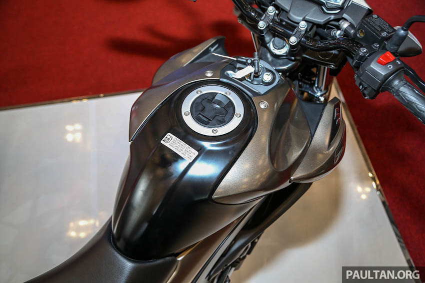 Suzuki GSX-150 Bandit côn tay 150cc ra mắt tại Indonesia