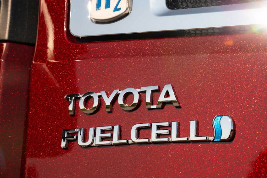 Toyota Portal Beta xe đầu kéo chạy pin nhiên liệu