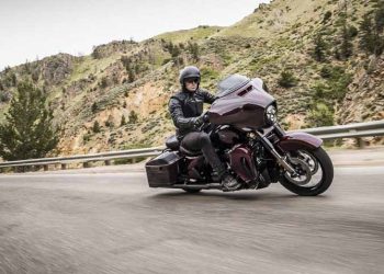 Harley-Davidson-tung-3-mau-CVO-2019