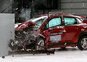 Hyundai-Kona-2018-dat-chuan-chung-nhan-an-toan-IIHS