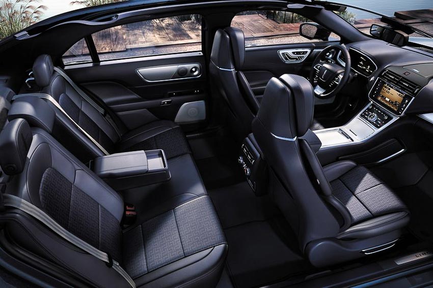 Lincoln Continental 2019 bổ sung nhiều tính năng mới, tăng giá so với hiện tại