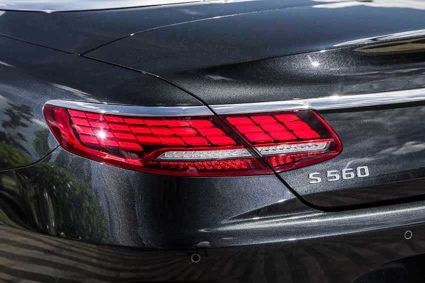 Mercedes-Benz-S560-Coupe-Cabriolet-2018-mo-ban-tai-Thai-Lan