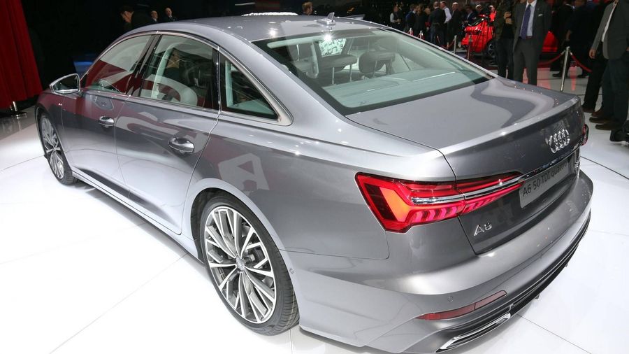 Audi A6 2019 bổ sung loạt công nghệ cho các bản cao cấp, giá từ 1,37 tỷ VNĐ