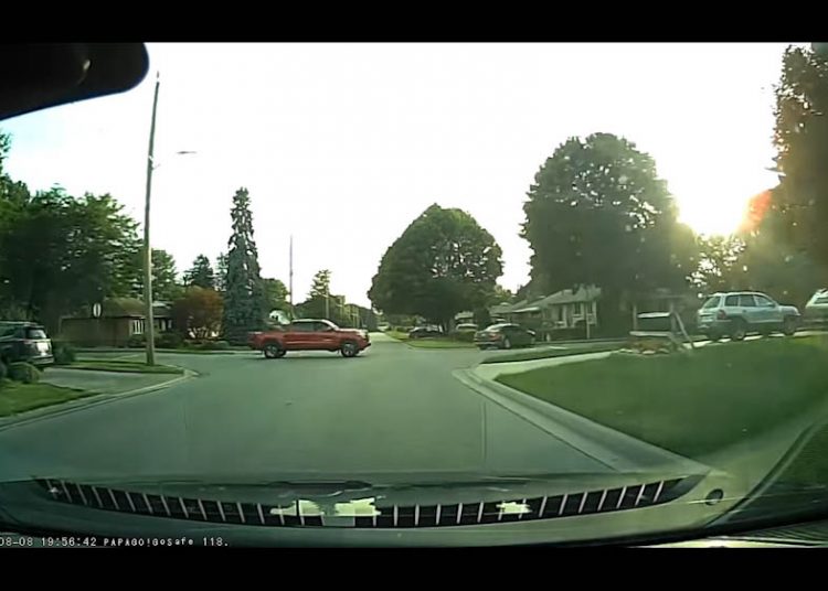 cu-danh-lai-phan-ung-nhanh-tranh-gay-tai-nan-chet-nguoi