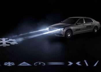 Công nghệ đèn pha Digital Light Mercedes-Benz: lên tiếng trước từng chuyển động