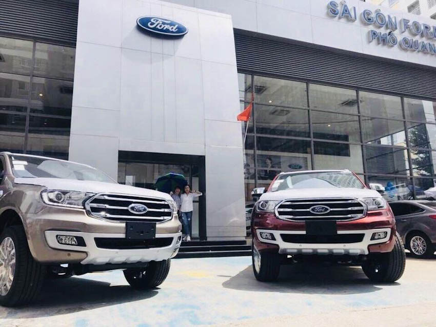 Rò rỉ thông số chi tiết và giá bán Ford Everest 2018 sắp ra mắt tại Việt Nam