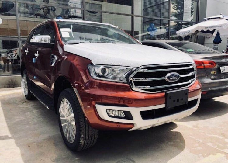 Rò rỉ thông số chi tiết và giá bán Ford Everest 2018 sắp ra mắt tại Việt Nam