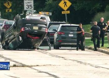 xe-canh-sat-Greenfield-lat-nhao-khi-duoi-bat-toi-pham