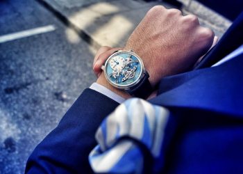 MBF-Legacy-Machine-No2-tuyet-tac-cua-thoi-gian-va-nghe-thuat