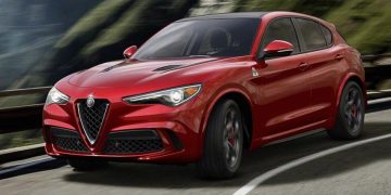 Alfa-Romeo-Stelvio-Quadrifoglio-thang-giai-SUV-of-the-Year-2018