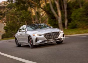 Genesis-G70-2019-cong-bo-muc-gia-tung-phien-ban-1