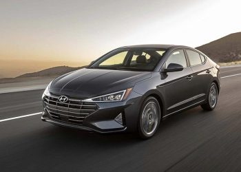 Hyundai-Elantra-2019-chot-gia-tu-17100-USD-9