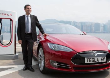 Jerome-Guillen-tan-chu-tich-cap-cao-cua-Tesla