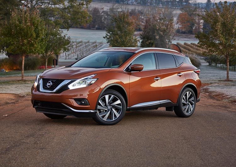 Nissan-trieu-hoi-xe-do-nguy-co-vo-bom-chong-bo-cung-phanh