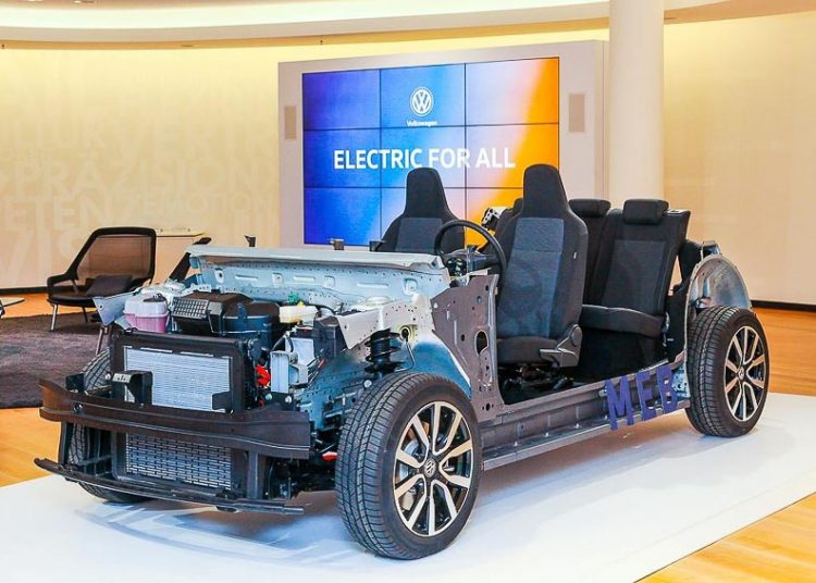 Volkswagen-cong-bo-chien-luoc-phat-trien-xe-dien